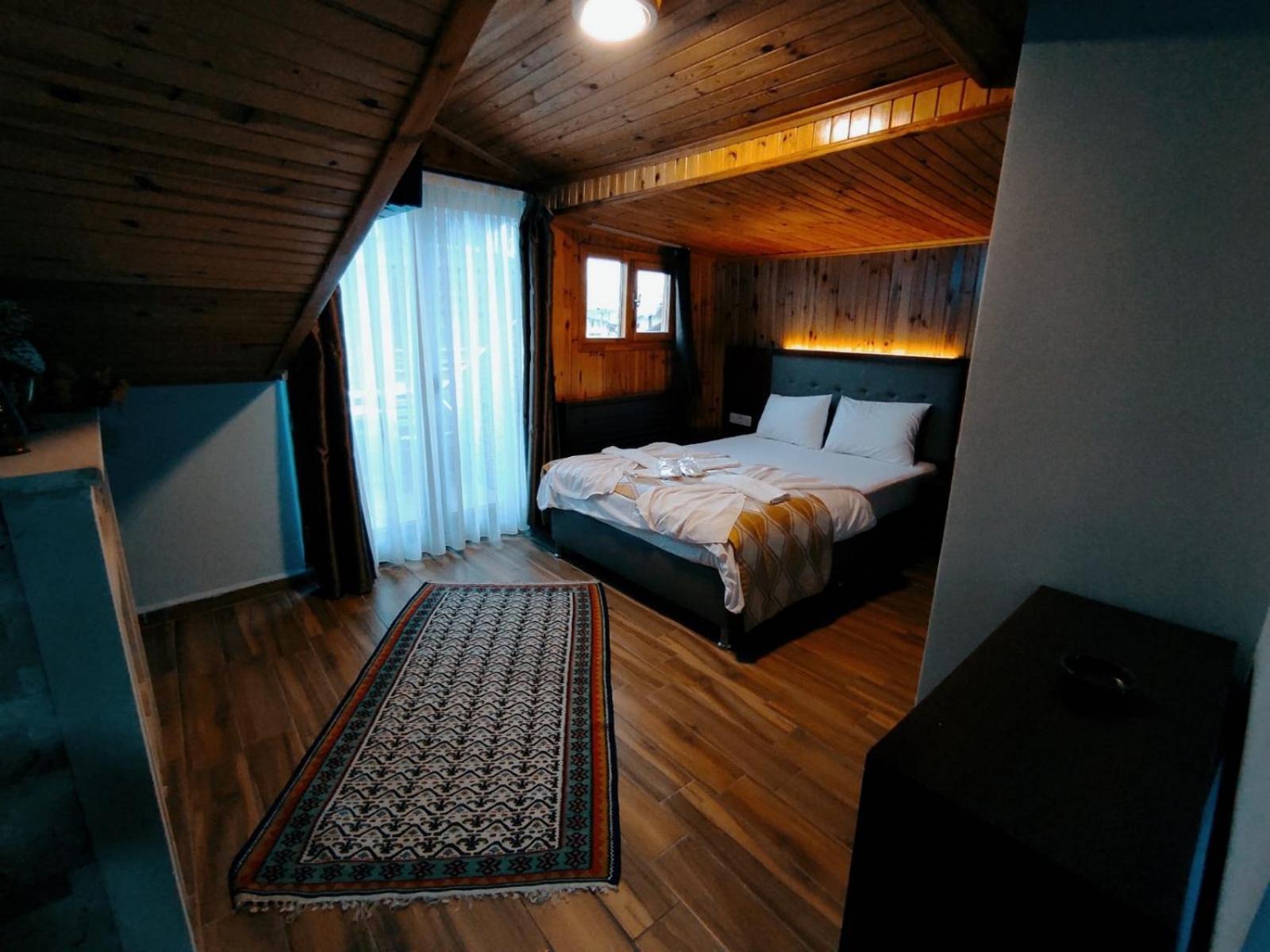 Hill River Hotel 阿瓦 外观 照片